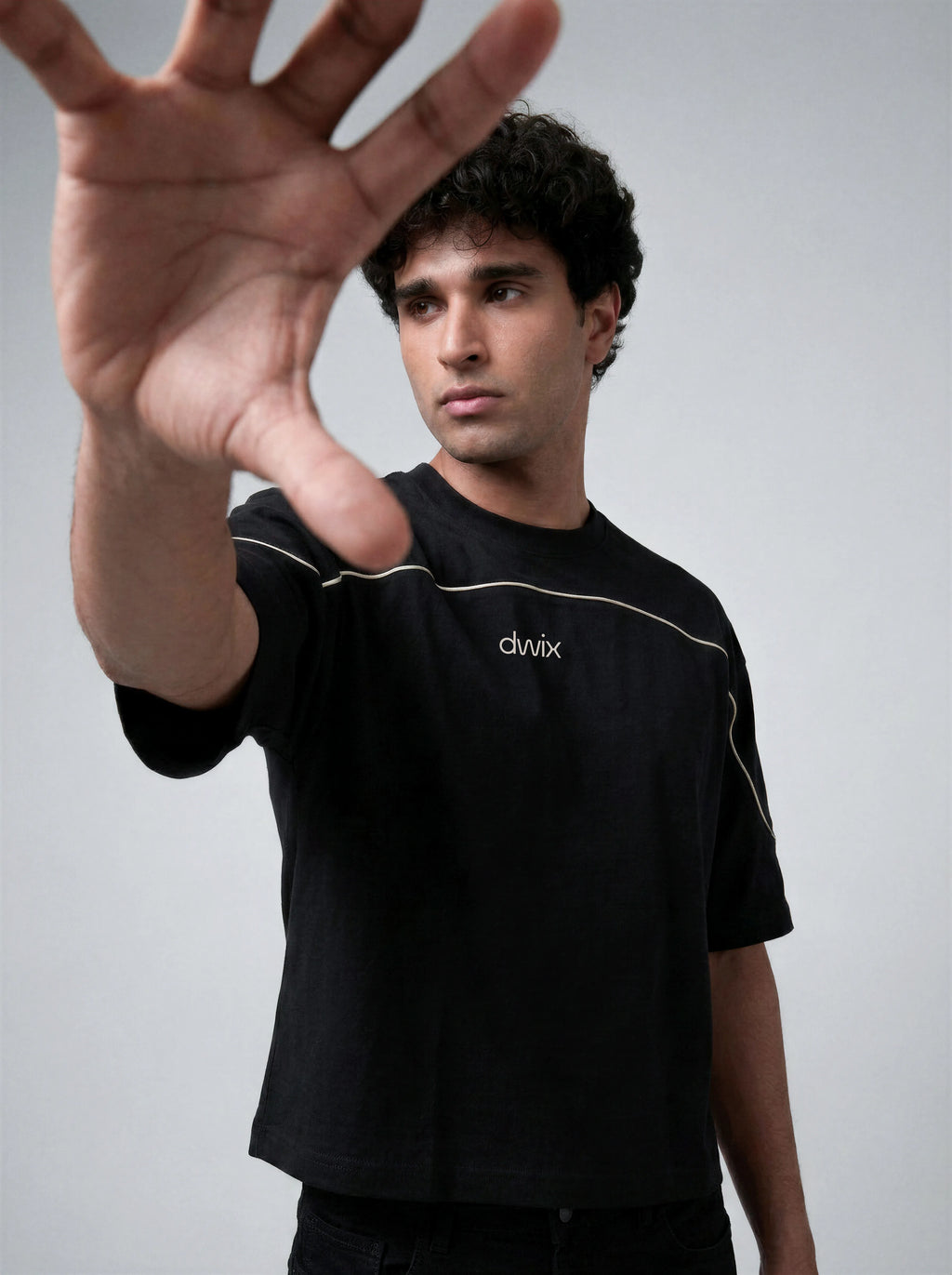 Boxy Fit Piping T-shirt