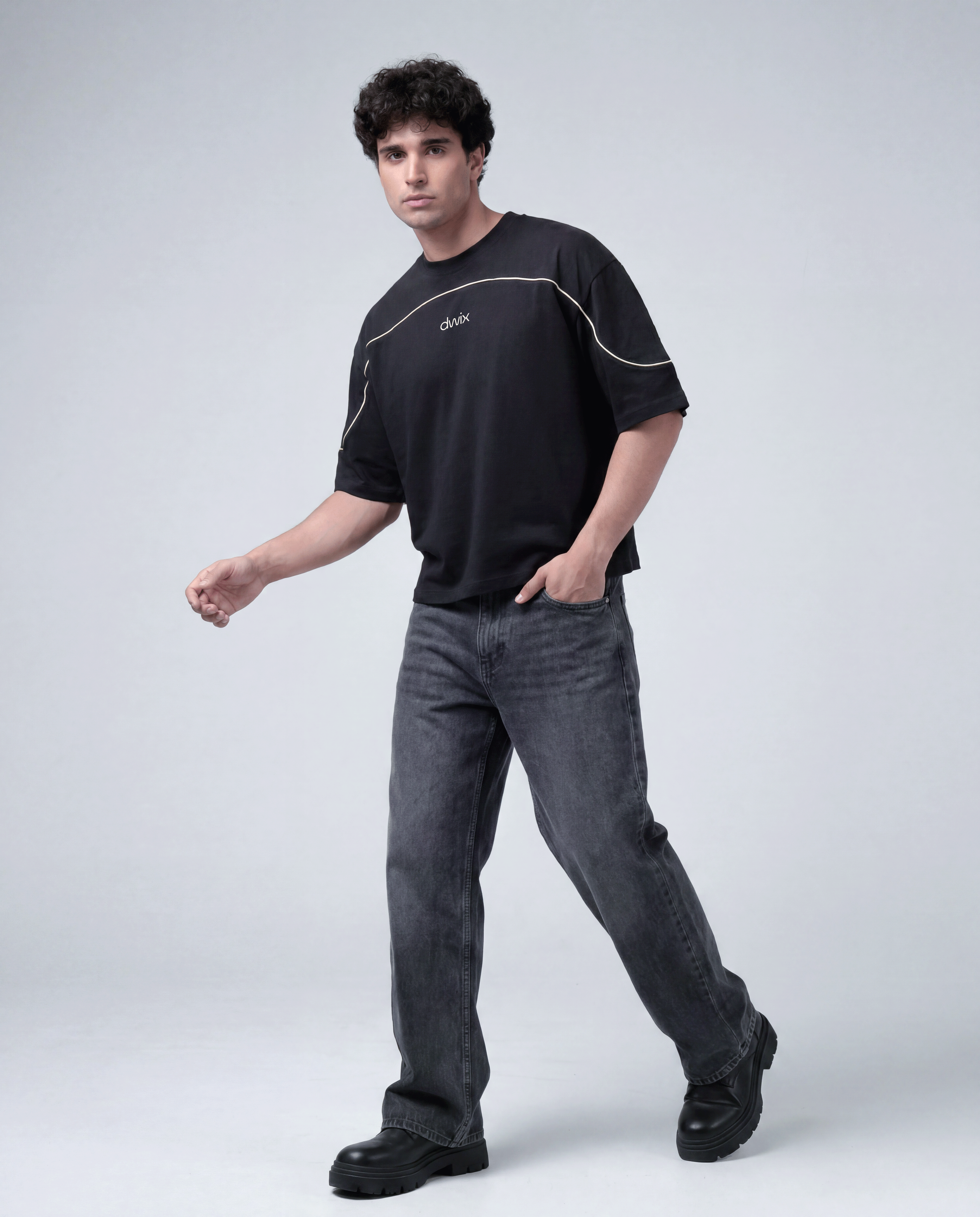 Boxy Fit Piping T-shirt