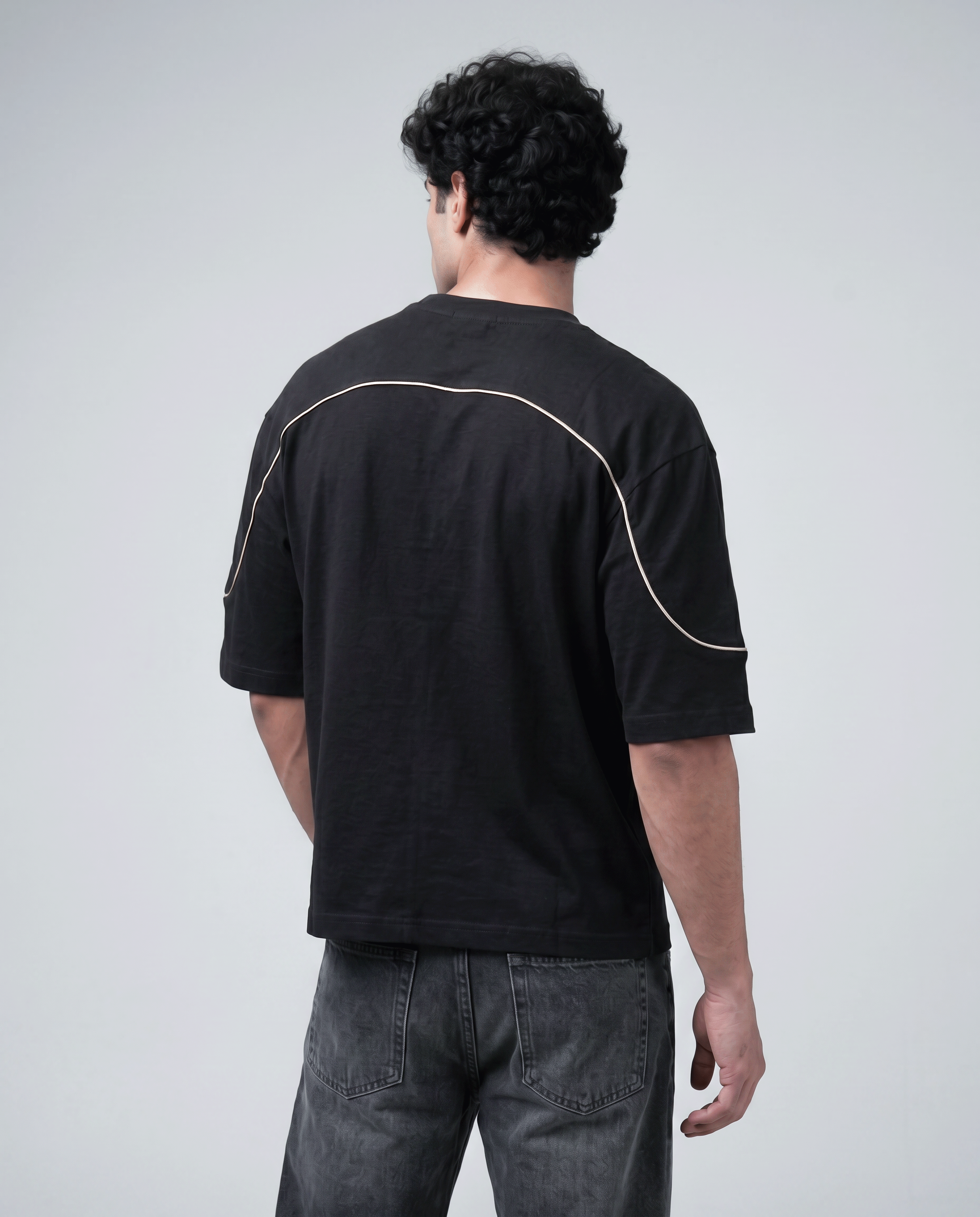 Boxy Fit Piping T-shirt