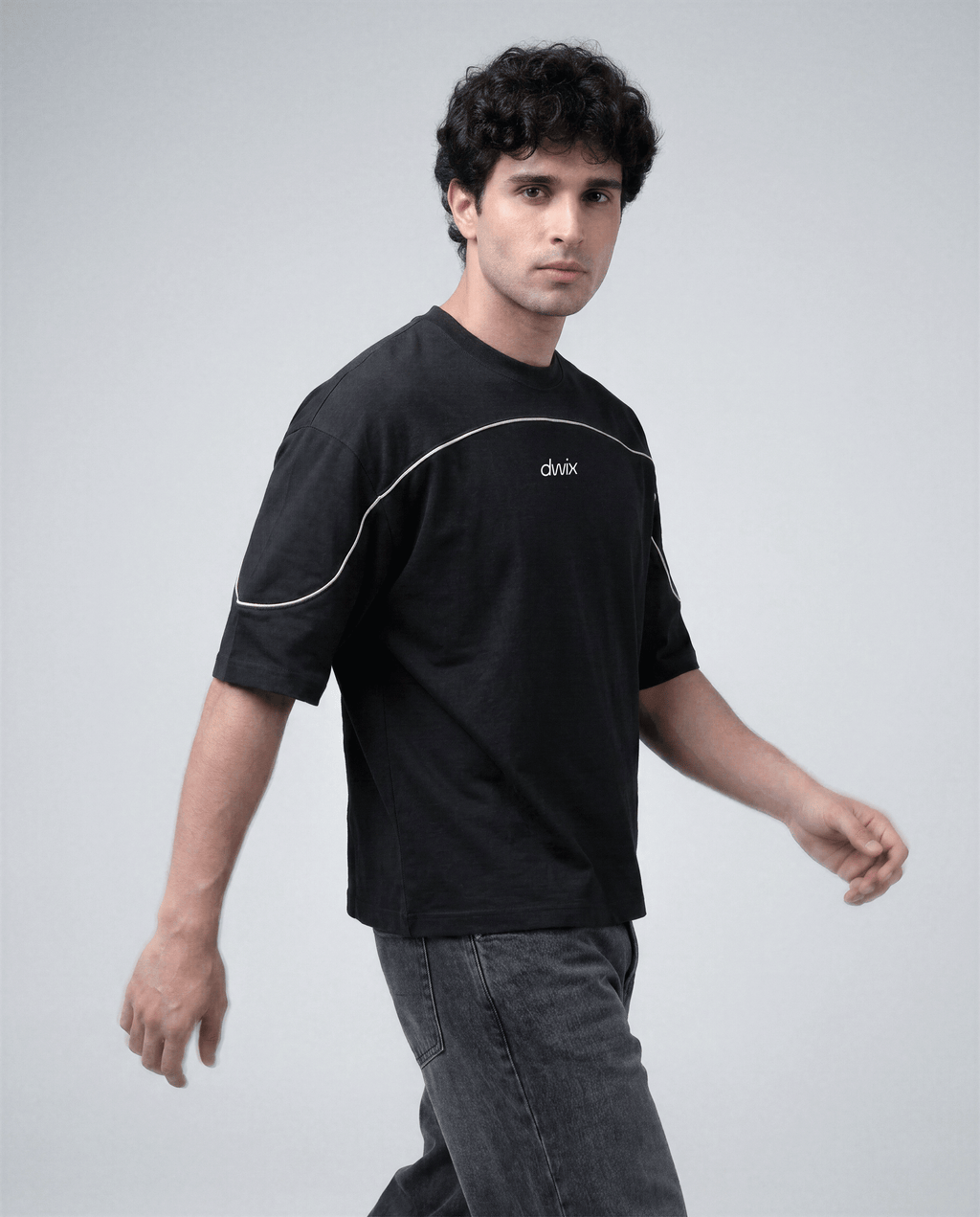 Boxy Fit Piping T-shirt