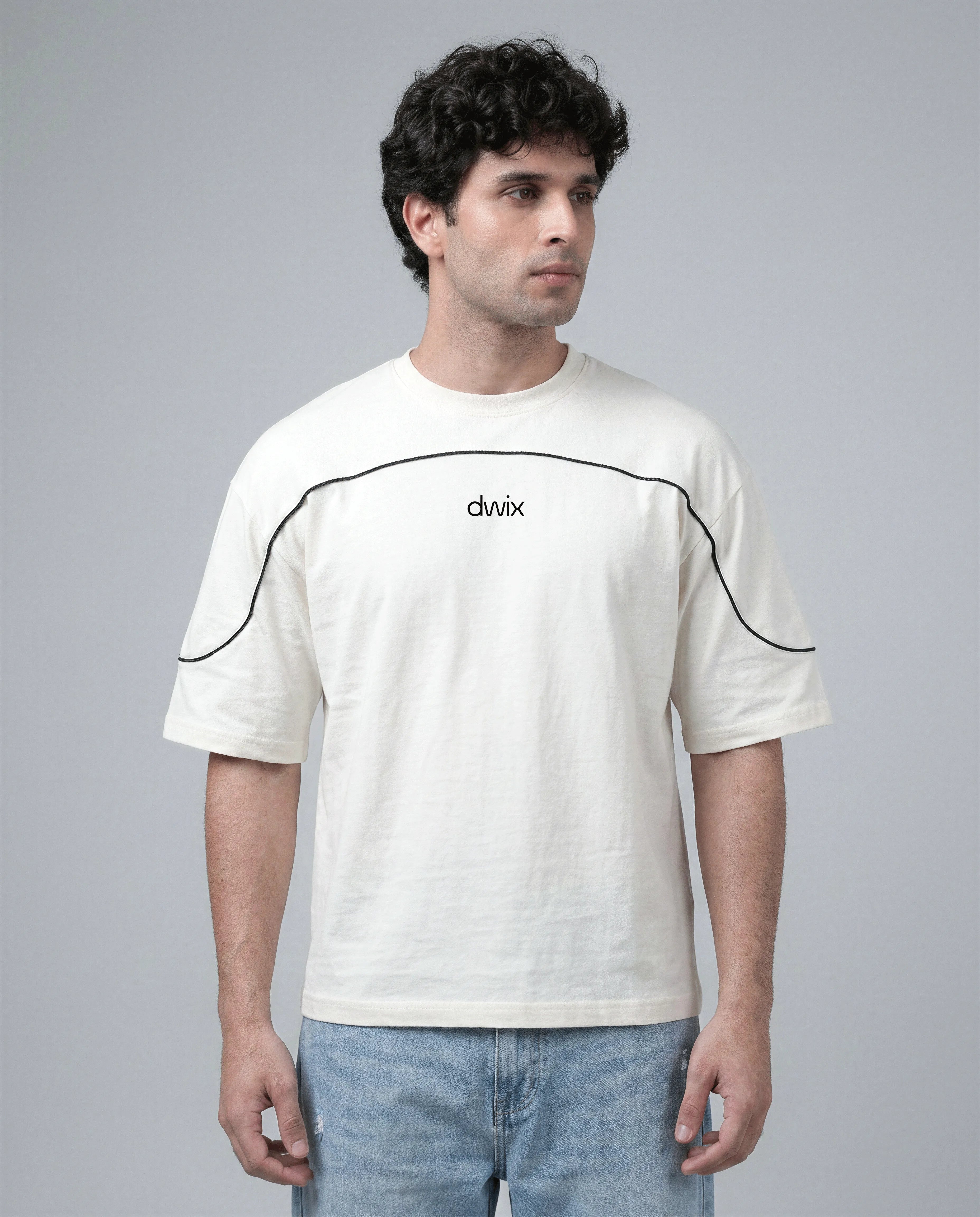 Boxy Fit Piping T-shirt