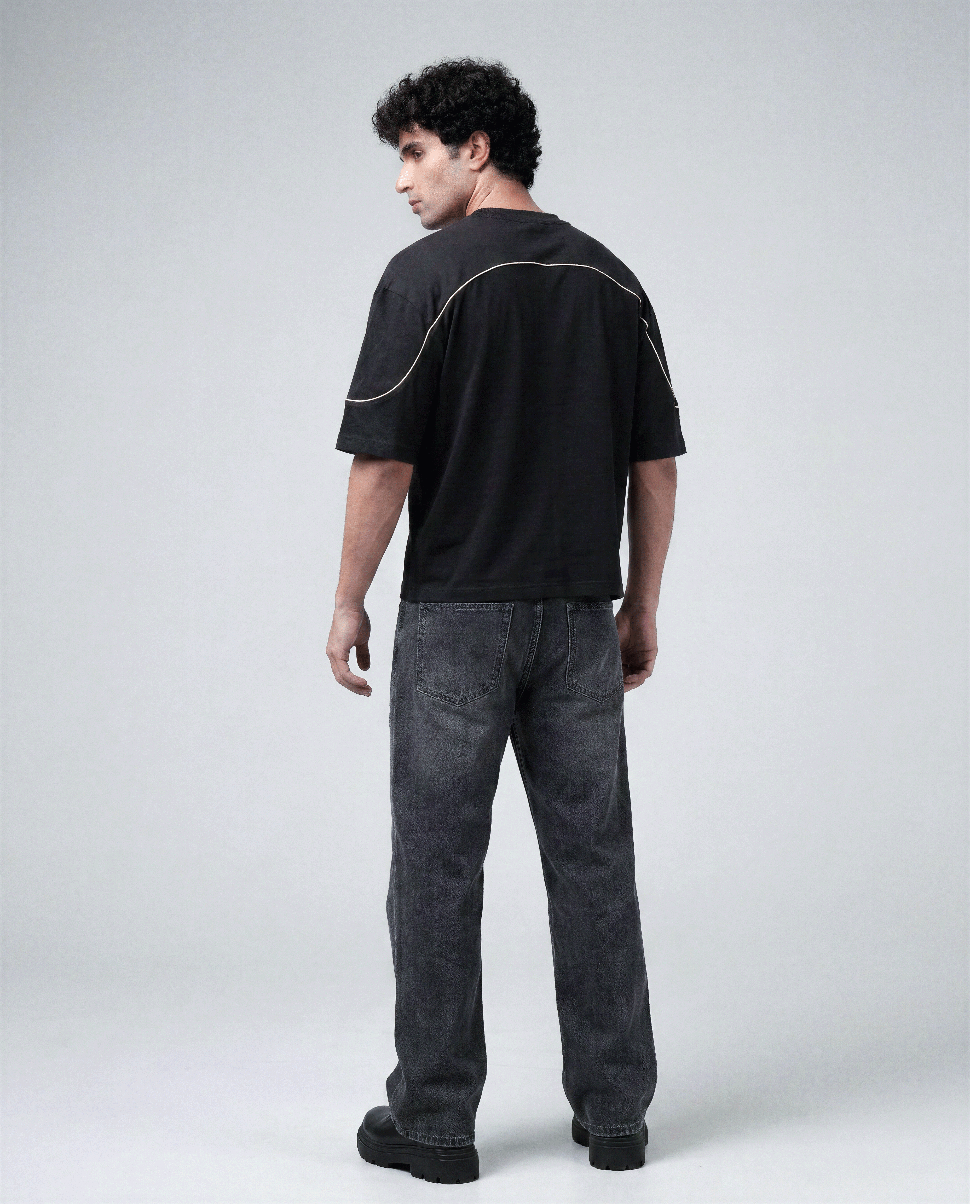 Boxy Fit Piping T-shirt